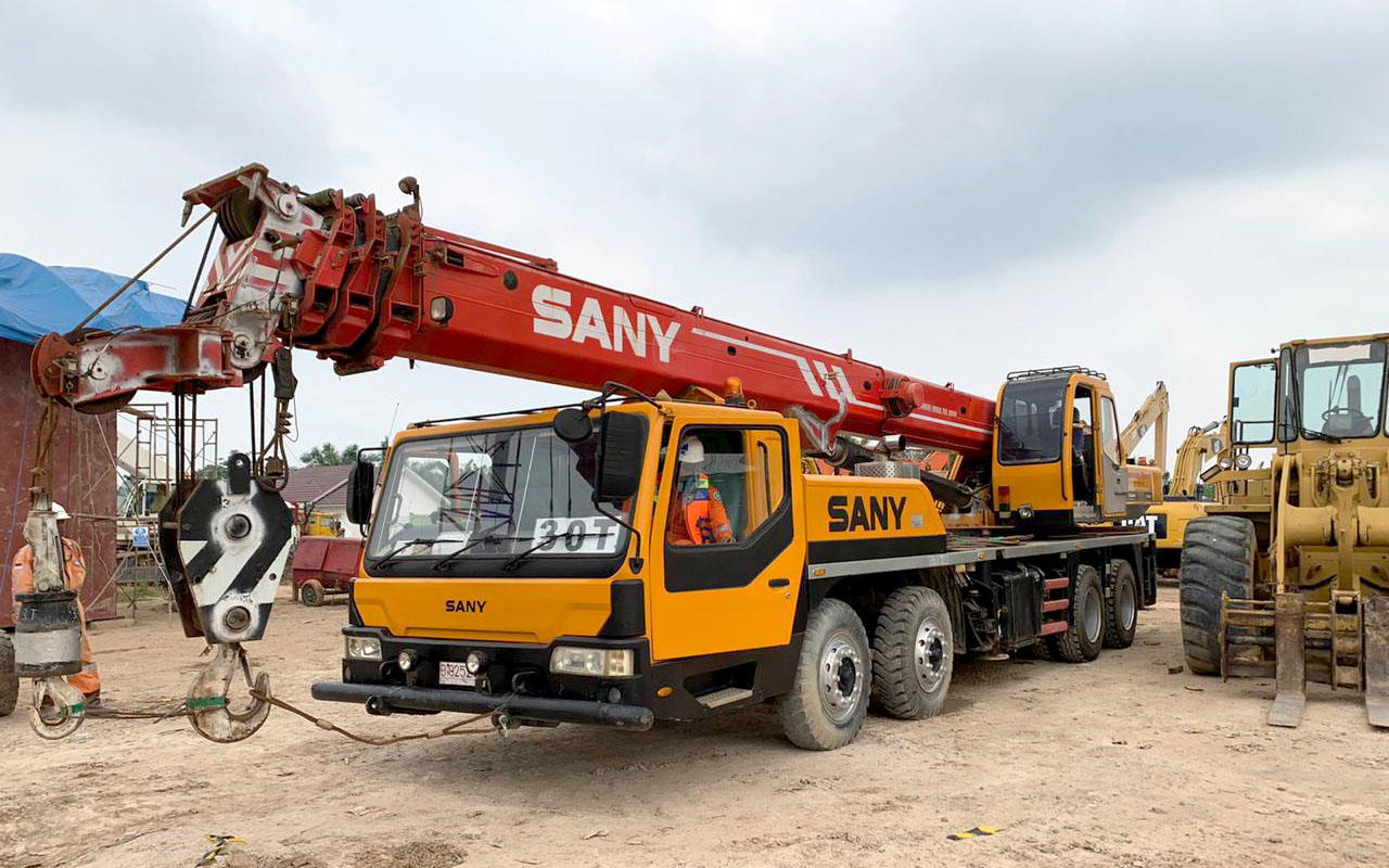 Jasa Rental Mobil Crane